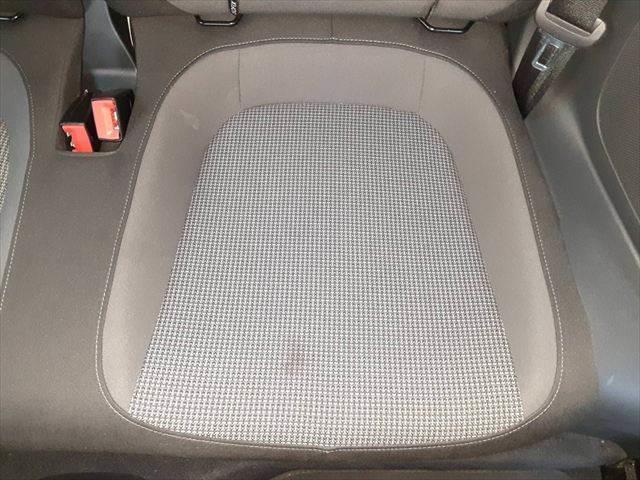 ザ・ビートル デザイン　クルーズコントロール　純正ＳＤナビ　ディスチャージヘッドランプ　バックカメラ　クリアランスソナー　禁煙車　地デジテレビ　Ｂｌｕｅｔｏｏｔｈ　ＭＴモード付シフト　ミュージックサーバー　キーレス（58枚目）