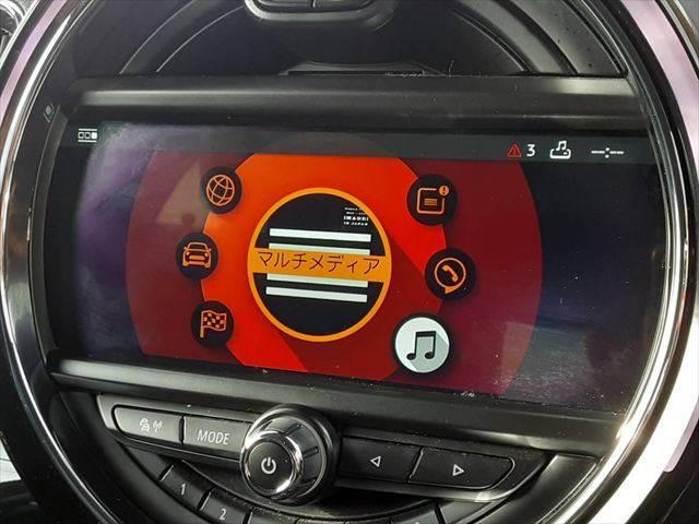 MINI クーパーD クロスオーバー ペッパーパッケージ ALL4エクステリアスタイリング アダプティブクルーズコントロール パワーバックドア LEDヘッドライト 禁煙車 純正18インチアロイホイール 純正タッチパネル インテリジェントS(5枚目)