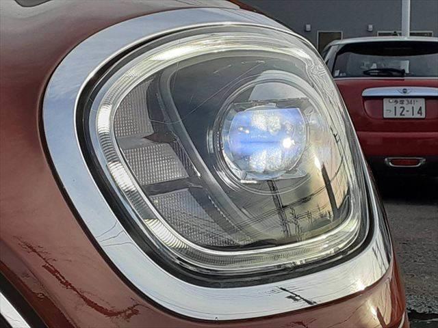 MINI クーパーD クロスオーバー ペッパーパッケージ ALL4エクステリアスタイリング アダプティブクルーズコントロール パワーバックドア LEDヘッドライト 禁煙車 純正18インチアロイホイール 純正タッチパネル インテリジェントS(11枚目)
