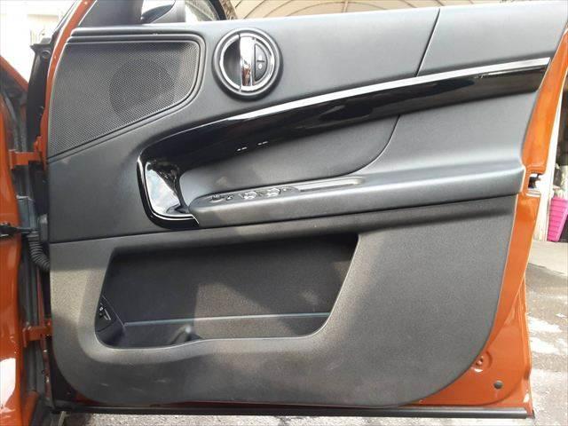 MINI クーパーD クロスオーバー ペッパーパッケージ ALL4エクステリアスタイリング アダプティブクルーズコントロール パワーバックドア LEDヘッドライト 禁煙車 純正18インチアロイホイール 純正タッチパネル インテリジェントS(53枚目)