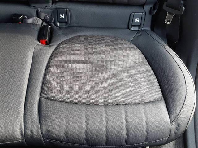 MINI クーパーD クロスオーバー ペッパーパッケージ ALL4エクステリアスタイリング アダプティブクルーズコントロール パワーバックドア LEDヘッドライト 禁煙車 純正18インチアロイホイール 純正タッチパネル インテリジェントS(64枚目)