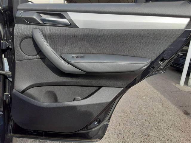 ���h�A�g����