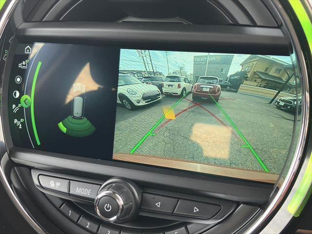 ���o�b�N�J����