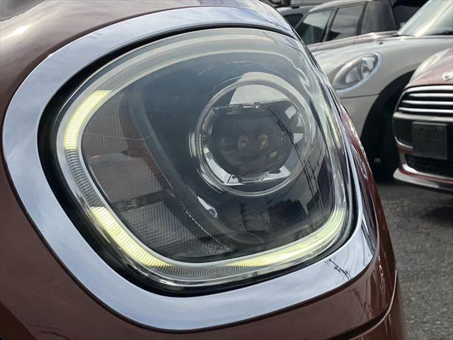 ���w�b�h���C�g