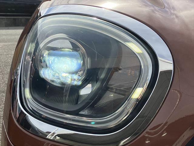 ���w�b�h���C�g�_����