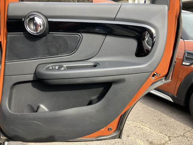 ���h�A�g����