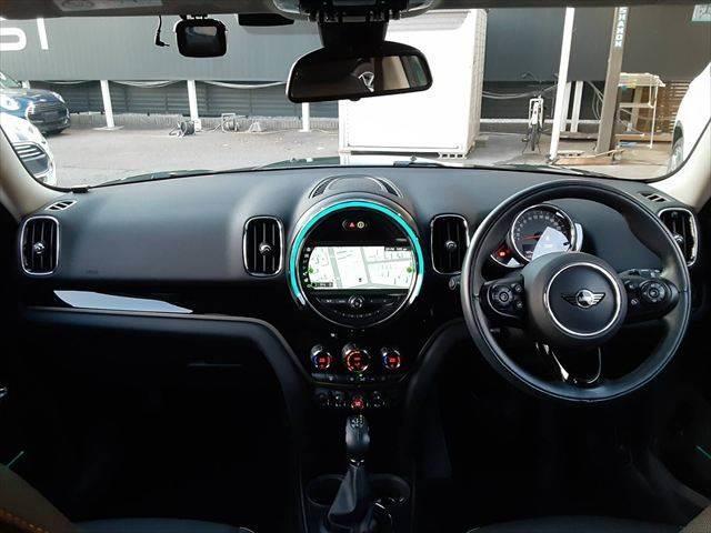 ���C���p�l����