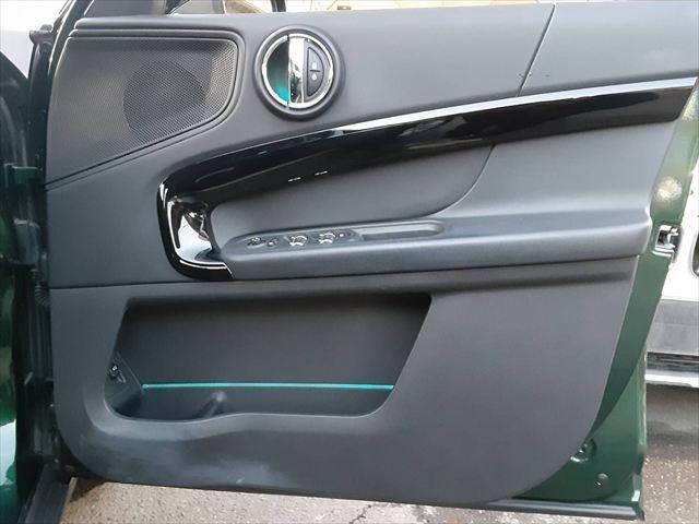 ���h�A�g����