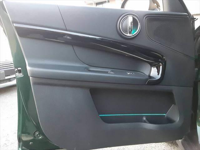 ���h�A�g����