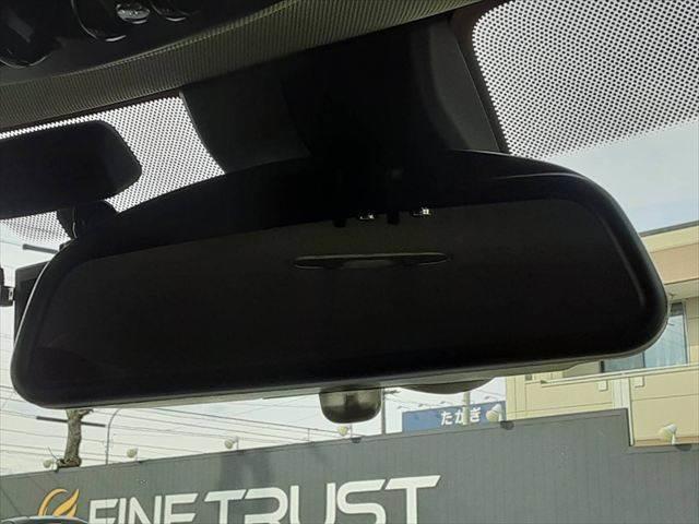 �����[���~���[