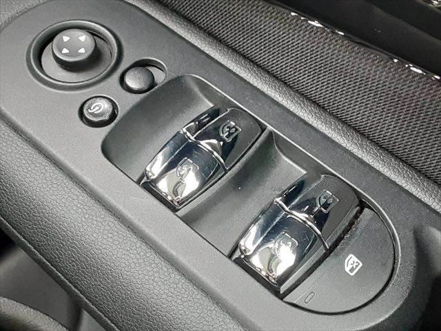 ���p���[�E�B���h�E