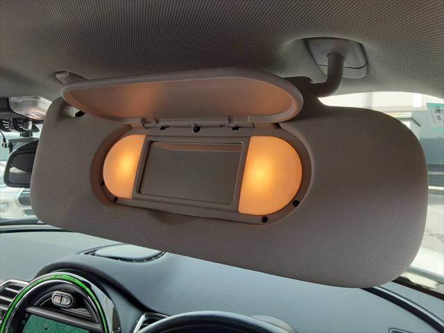 ���o�j�e�B�[�~���[