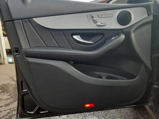 ���h�A�g����