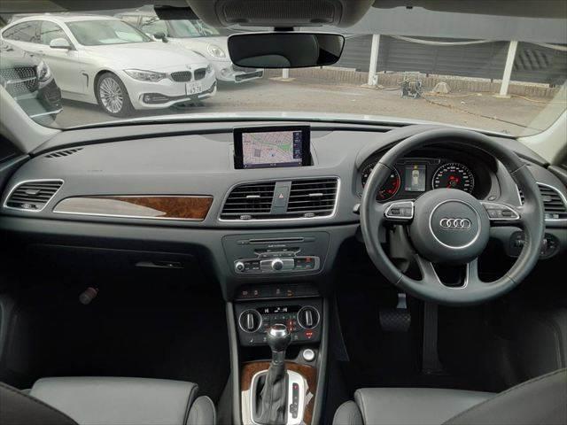 ���C���p�l����