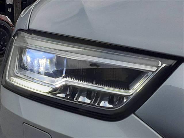 ���w�b�h���C�g�_����