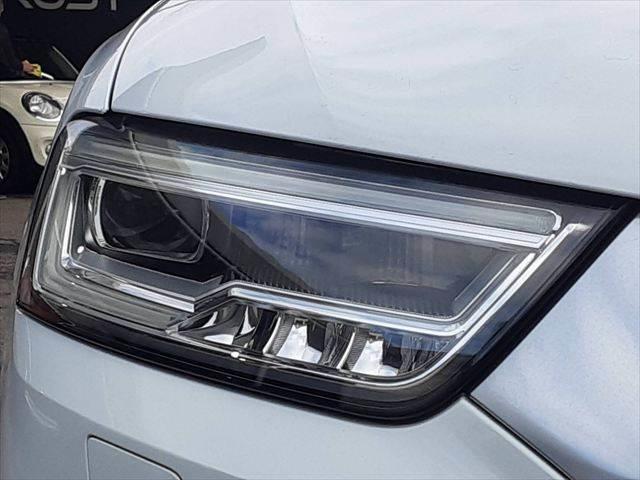 ���w�b�h���C�g