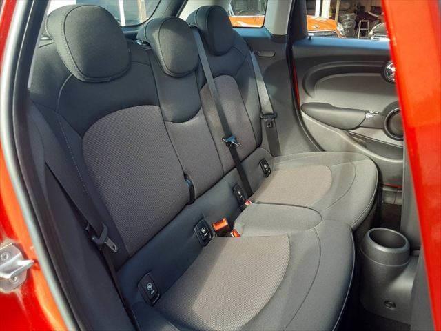 ���^�]�ȑ��Q��ڃV�[�g