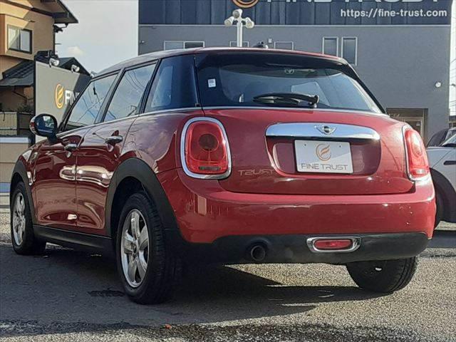 ���Ԃł��z���̏ꍇ�A�����P�X���t����C���^�[���疼�É����ʂɖ�T���B�d�Ԃł��z���̏ꍇ�A�Ŋ��w�u�i�q�t����w�v�ɂȂ�܂��B