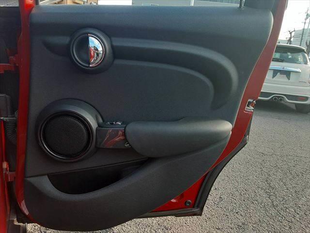 ���h�A�g����