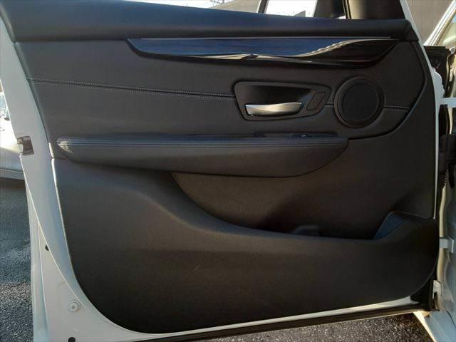 ���h�A�g����