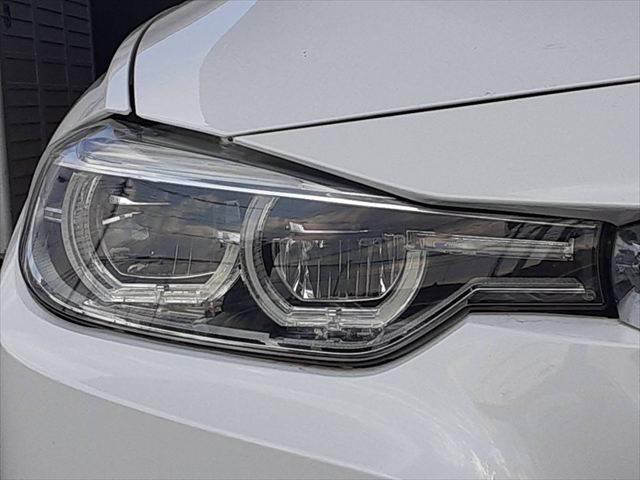 ���w�b�h���C�g