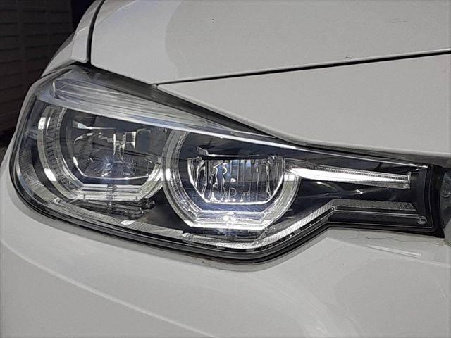 ���w�b�h���C�g�_����