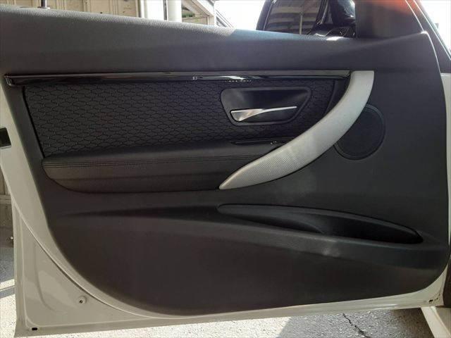 ���h�A�g����