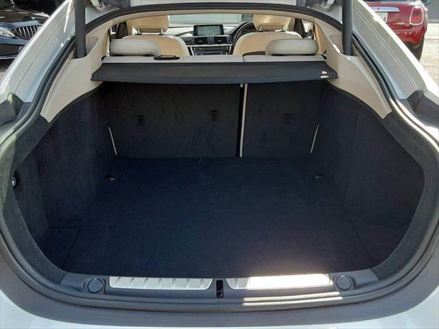 �����Q�b�W�X�y�[�X