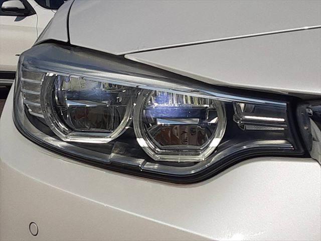 ���w�b�h���C�g�_����