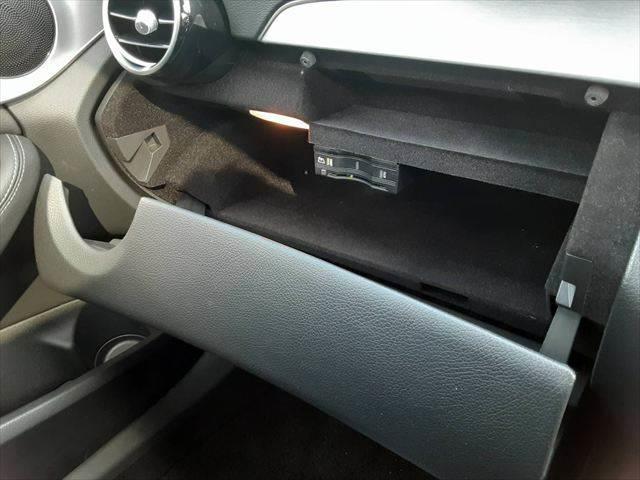 ���O���[�u�{�b�N�X