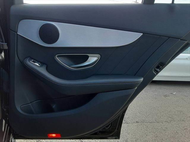 ���h�A�g����