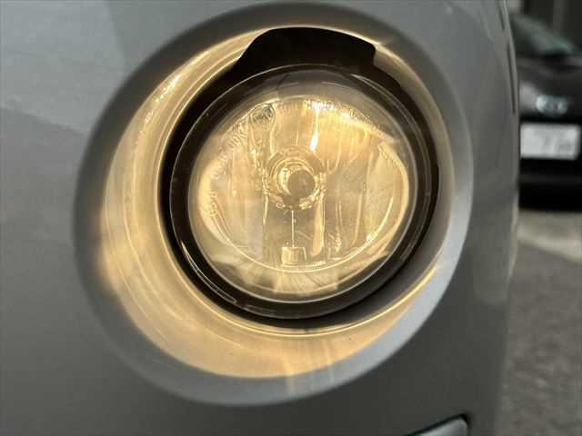 Ｘ１ ｘＤｒｉｖｅ　１８ｄ　ｘライン　コンフォートパッケージ　ドライビングアシスト　パーキングアシスト　ブラックハーフレザーシート　パワーバックドア　禁煙車　純正１８インチアルミホイール　インテリジェントセーフティ　コンフォートアクセス（12枚目）