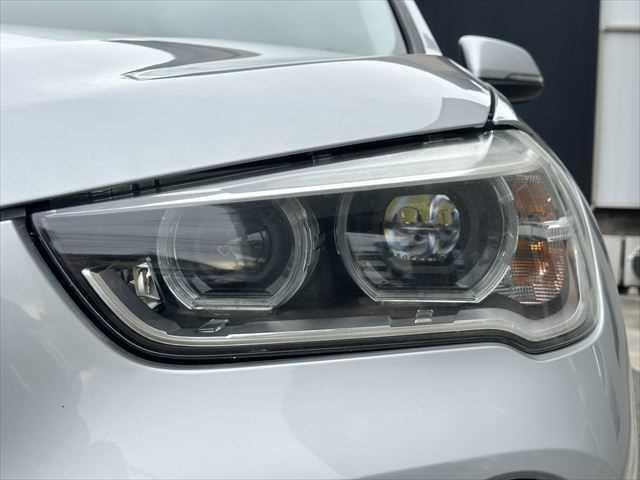 Ｘ１ ｘＤｒｉｖｅ　１８ｄ　ｘライン　コンフォートパッケージ　ドライビングアシスト　パーキングアシスト　ブラックハーフレザーシート　パワーバックドア　禁煙車　純正１８インチアルミホイール　インテリジェントセーフティ　コンフォートアクセス（21枚目）