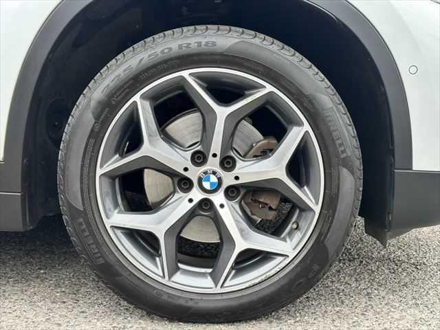 Ｘ１ ｘＤｒｉｖｅ　１８ｄ　ｘライン　コンフォートパッケージ　ドライビングアシスト　パーキングアシスト　ブラックハーフレザーシート　パワーバックドア　禁煙車　純正１８インチアルミホイール　インテリジェントセーフティ　コンフォートアクセス（28枚目）