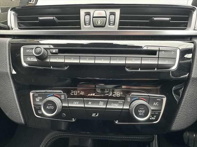 Ｘ１ ｘＤｒｉｖｅ　１８ｄ　ｘライン　コンフォートパッケージ　ドライビングアシスト　パーキングアシスト　ブラックハーフレザーシート　パワーバックドア　禁煙車　純正１８インチアルミホイール　インテリジェントセーフティ　コンフォートアクセス（34枚目）