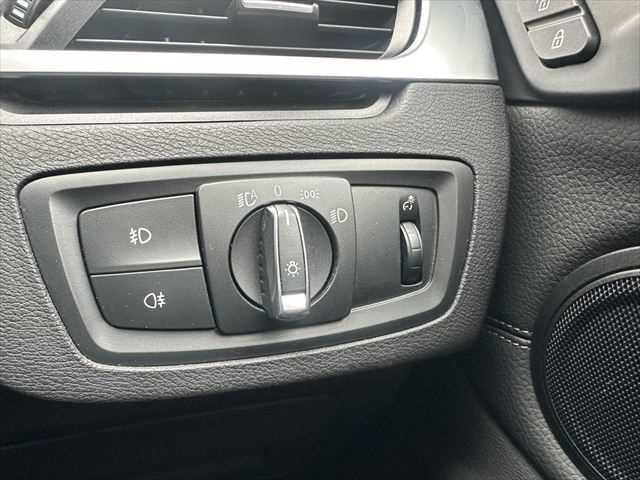 Ｘ１ ｘＤｒｉｖｅ　１８ｄ　ｘライン　コンフォートパッケージ　ドライビングアシスト　パーキングアシスト　ブラックハーフレザーシート　パワーバックドア　禁煙車　純正１８インチアルミホイール　インテリジェントセーフティ　コンフォートアクセス（39枚目）