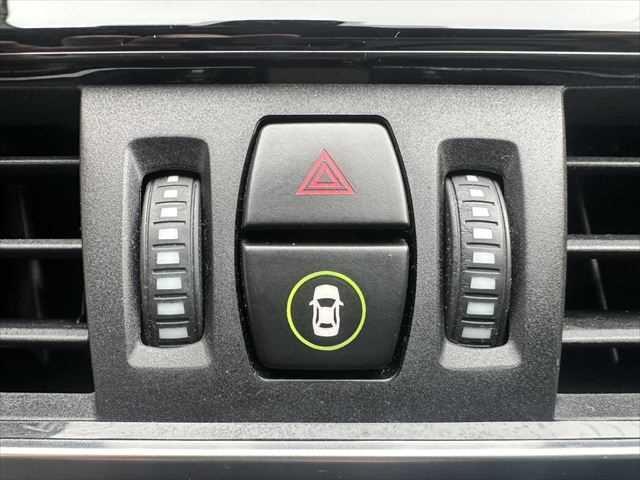 Ｘ１ ｘＤｒｉｖｅ　１８ｄ　ｘライン　コンフォートパッケージ　ドライビングアシスト　パーキングアシスト　ブラックハーフレザーシート　パワーバックドア　禁煙車　純正１８インチアルミホイール　インテリジェントセーフティ　コンフォートアクセス（42枚目）