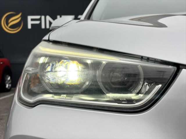 Ｘ１ ｘＤｒｉｖｅ　１８ｄ　ｘライン　コンフォートパッケージ　ドライビングアシスト　パーキングアシスト　ブラックハーフレザーシート　パワーバックドア　禁煙車　純正１８インチアルミホイール　インテリジェントセーフティ　コンフォートアクセス（45枚目）