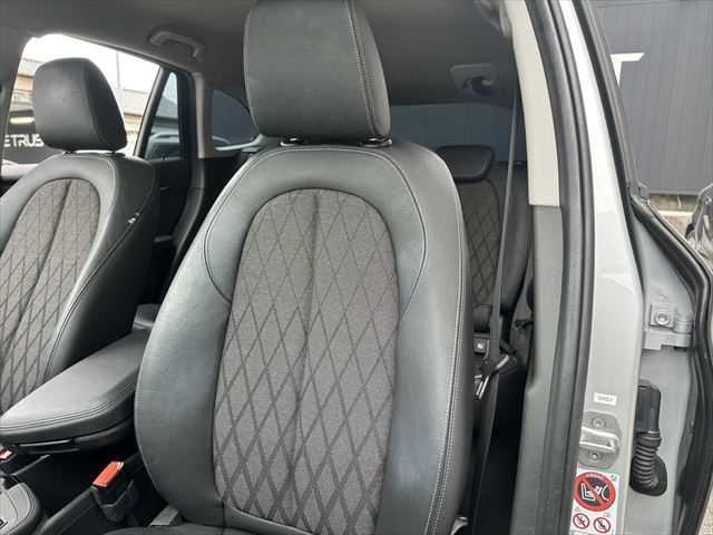 Ｘ１ ｘＤｒｉｖｅ　１８ｄ　ｘライン　コンフォートパッケージ　ドライビングアシスト　パーキングアシスト　ブラックハーフレザーシート　パワーバックドア　禁煙車　純正１８インチアルミホイール　インテリジェントセーフティ　コンフォートアクセス（54枚目）