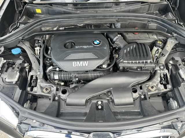 Ｘ１ ｘＤｒｉｖｅ　２０ｉ　ｘライン　コンフォートパッケージ　ドライビングアシスト　パーキングアシスト　パワーバックドア　ＬＥＤヘッドライト　禁煙車　インテリジェントセーフティ　コンフォートアクセス　純正１８インチアルミホイール（30枚目）