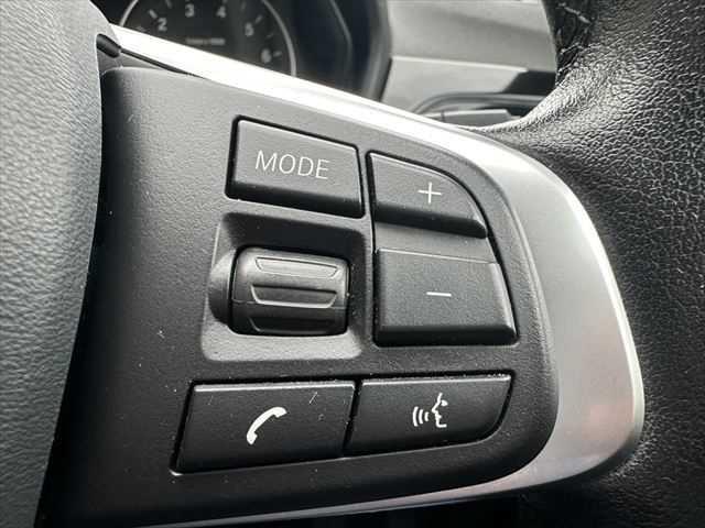 Ｘ１ ｘＤｒｉｖｅ　２０ｉ　ｘライン　コンフォートパッケージ　ドライビングアシスト　パーキングアシスト　パワーバックドア　ＬＥＤヘッドライト　禁煙車　インテリジェントセーフティ　コンフォートアクセス　純正１８インチアルミホイール（37枚目）