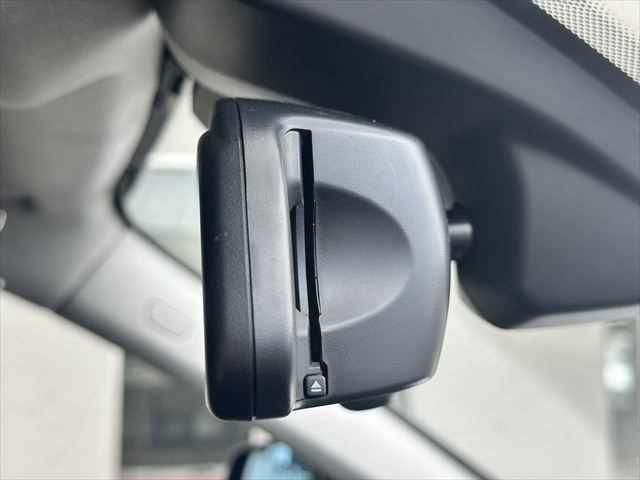 Ｘ１ ｘＤｒｉｖｅ　２０ｉ　ｘライン　コンフォートパッケージ　ドライビングアシスト　パーキングアシスト　パワーバックドア　ＬＥＤヘッドライト　禁煙車　インテリジェントセーフティ　コンフォートアクセス　純正１８インチアルミホイール（41枚目）