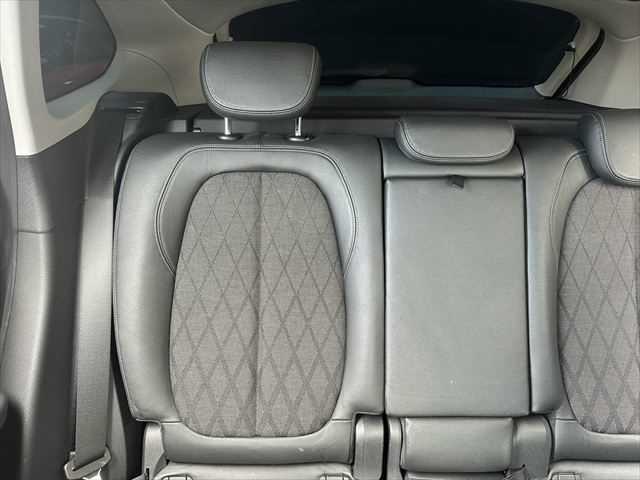 Ｘ１ ｘＤｒｉｖｅ　２０ｉ　ｘライン　コンフォートパッケージ　ドライビングアシスト　パーキングアシスト　パワーバックドア　ＬＥＤヘッドライト　禁煙車　インテリジェントセーフティ　コンフォートアクセス　純正１８インチアルミホイール（50枚目）