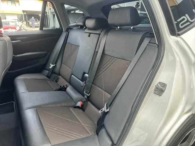 Ｘ１ ｓＤｒｉｖｅ　２０ｉ　ｘライン　ＨＤＤナビ　バックカメラ　ＨＩＤヘッドライト　フルセグＴＶ　純正１９インチアルミホイール　禁煙車　ハーフレザーシート　ＭＴモード付シフト　ＥＴＣ　ルーフレール　アイドリングストップ　スマートキー（31枚目）