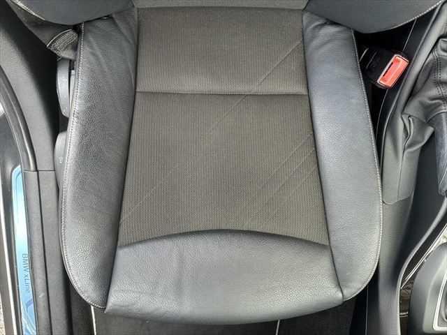 Ｘ１ ｓＤｒｉｖｅ　２０ｉ　ｘライン　ＨＤＤナビ　バックカメラ　ＨＩＤヘッドライト　フルセグＴＶ　純正１９インチアルミホイール　禁煙車　ハーフレザーシート　ＭＴモード付シフト　ＥＴＣ　ルーフレール　アイドリングストップ　スマートキー（46枚目）