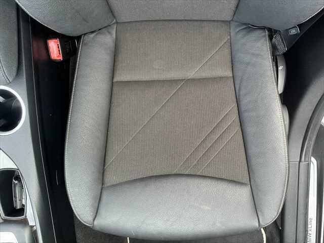 Ｘ１ ｓＤｒｉｖｅ　２０ｉ　ｘライン　ＨＤＤナビ　バックカメラ　ＨＩＤヘッドライト　フルセグＴＶ　純正１９インチアルミホイール　禁煙車　ハーフレザーシート　ＭＴモード付シフト　ＥＴＣ　ルーフレール　アイドリングストップ　スマートキー（52枚目）