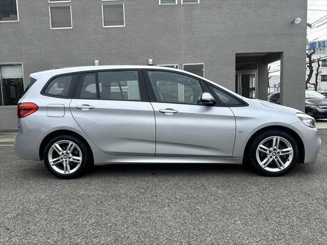 �P�R�N�o�߁A�P�O�����������̎ԗ��ł���΍Œ��Q�N�Ԃ̕ۏ؂ɂ��������������܂��B���Ԓ��̑��s�����A�C���񐔂͂Ȃ�Ɩ����������A���Օi�ȊO��ΏۂƂ����L�͈͂̕ۏ؃v���������p�ӂ������Ă���܂��B