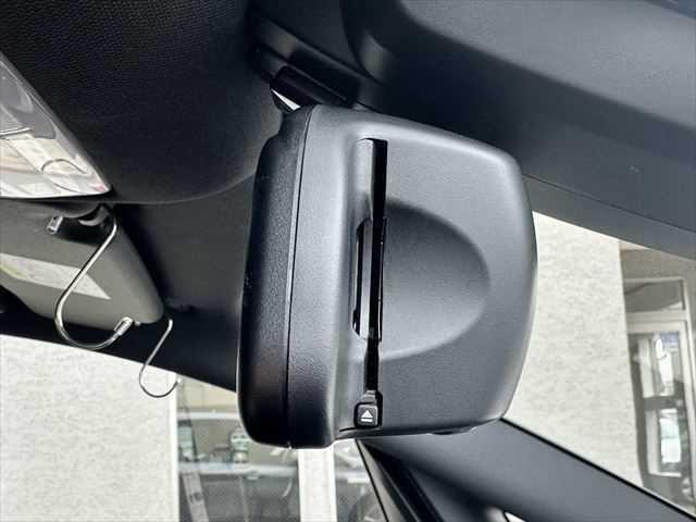 ���~���[��̌^�d�s�b