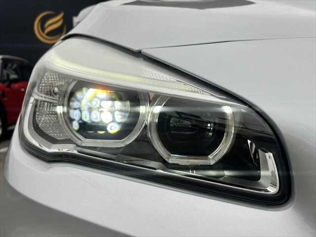 ���_�����w�b�h���C�g