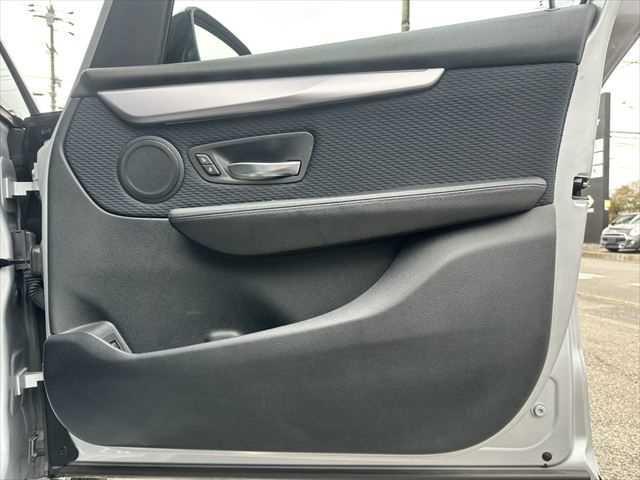 ���h�A�g����